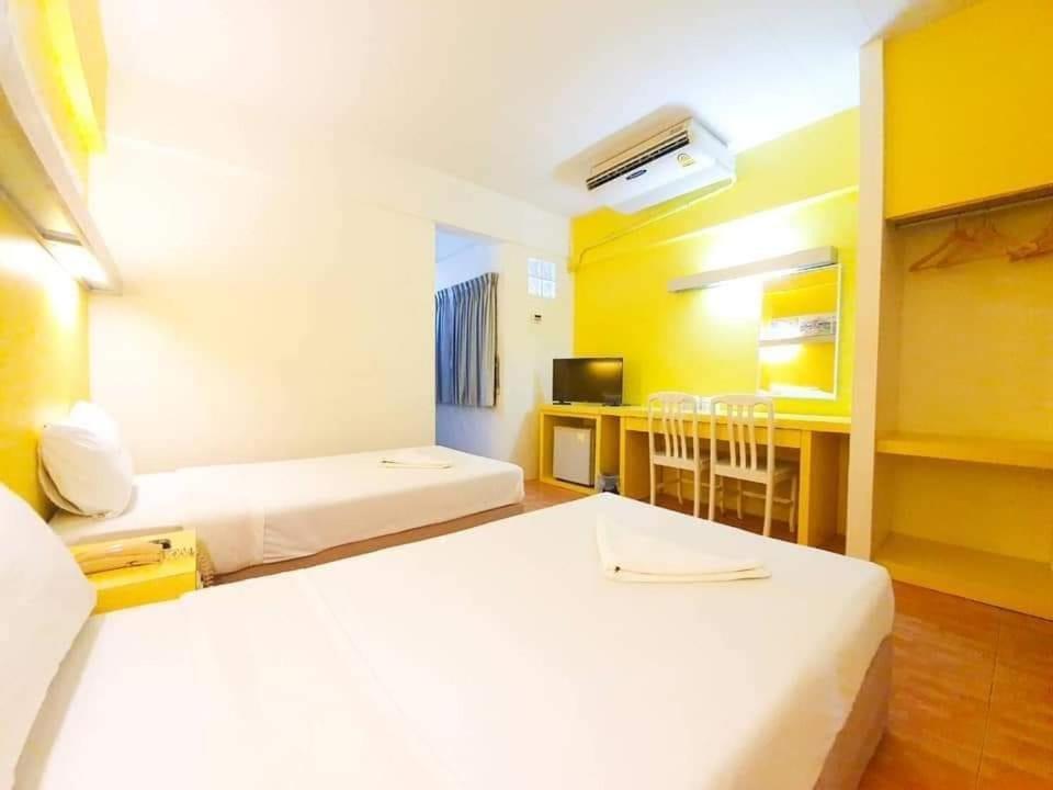Bj City Hotel Szuratthani Kültér fotó
