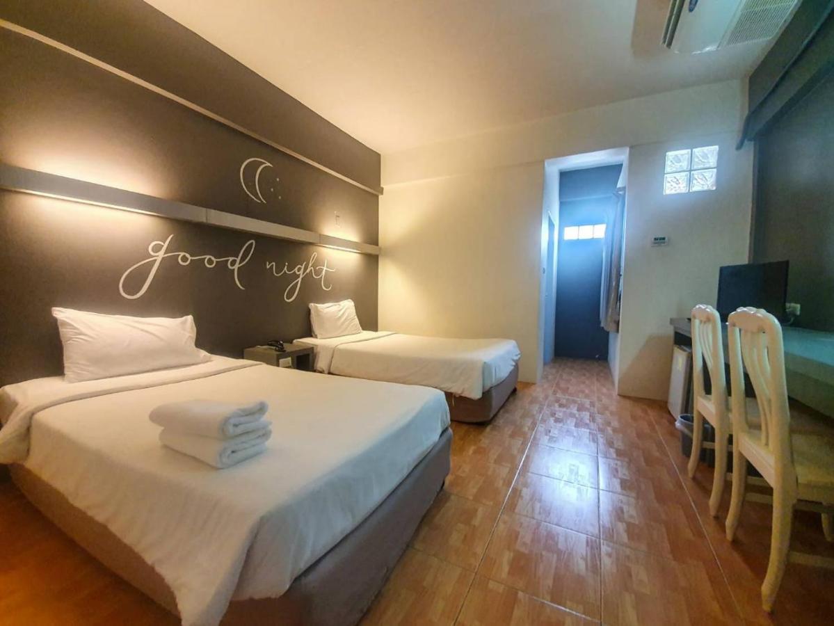 Bj City Hotel Szuratthani Kültér fotó